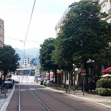 Joli 2 Pieces En Centre Ville , Gare A 50 Metres Grenoble Exteriör bild
